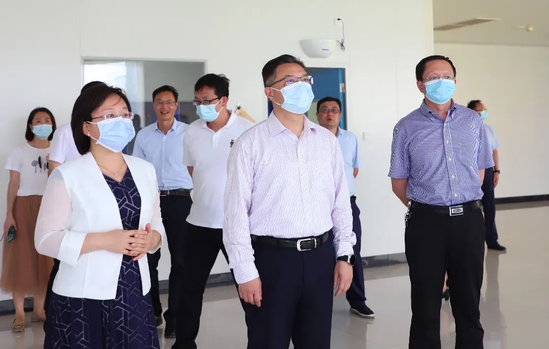 连云港市开发区重点产业项目观摩会走进2026年国际足联世界杯药业